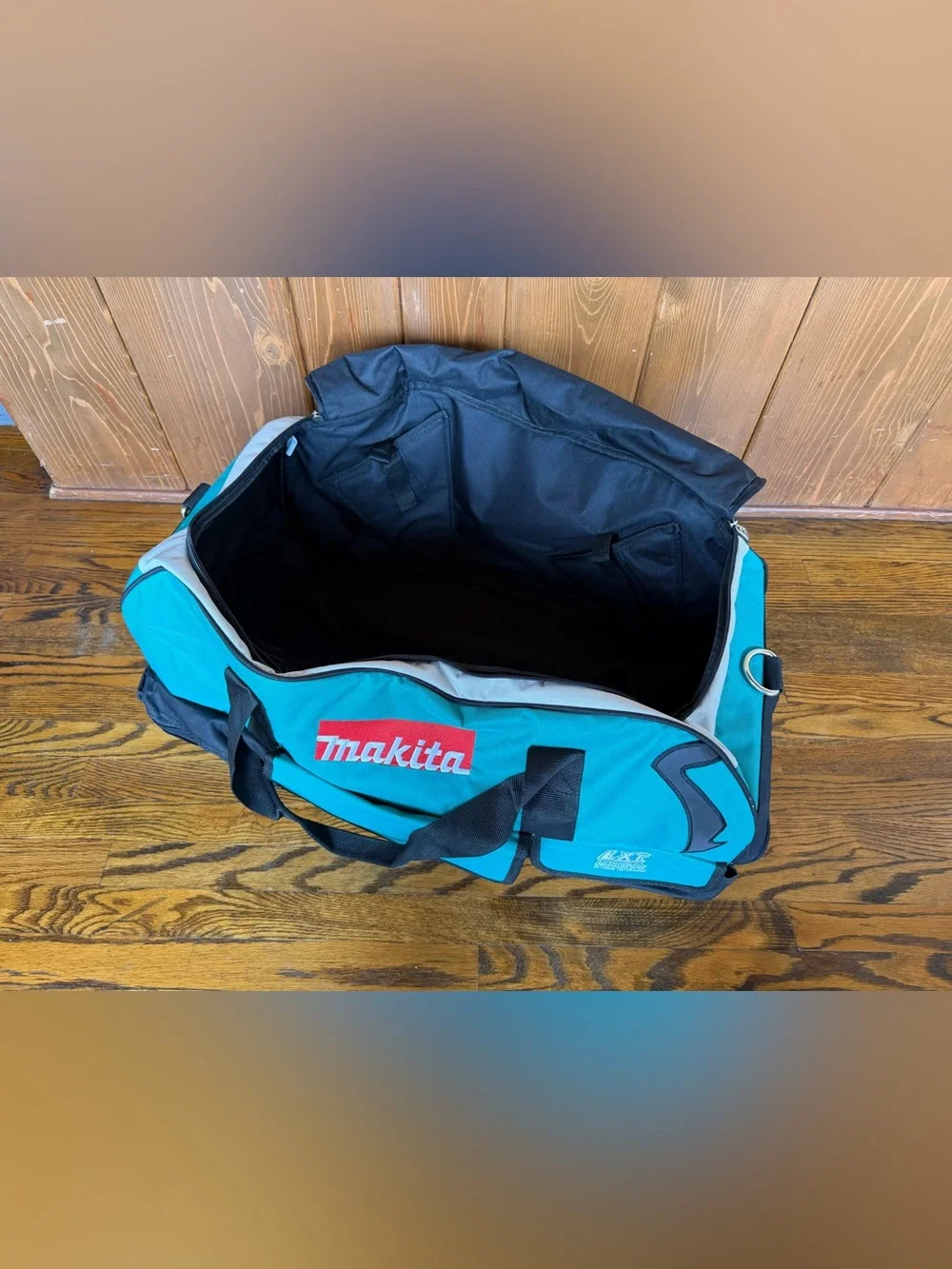 MAKITA Large Rolling Heavy Duty Canvas Tool Bag w/Retractable Handle